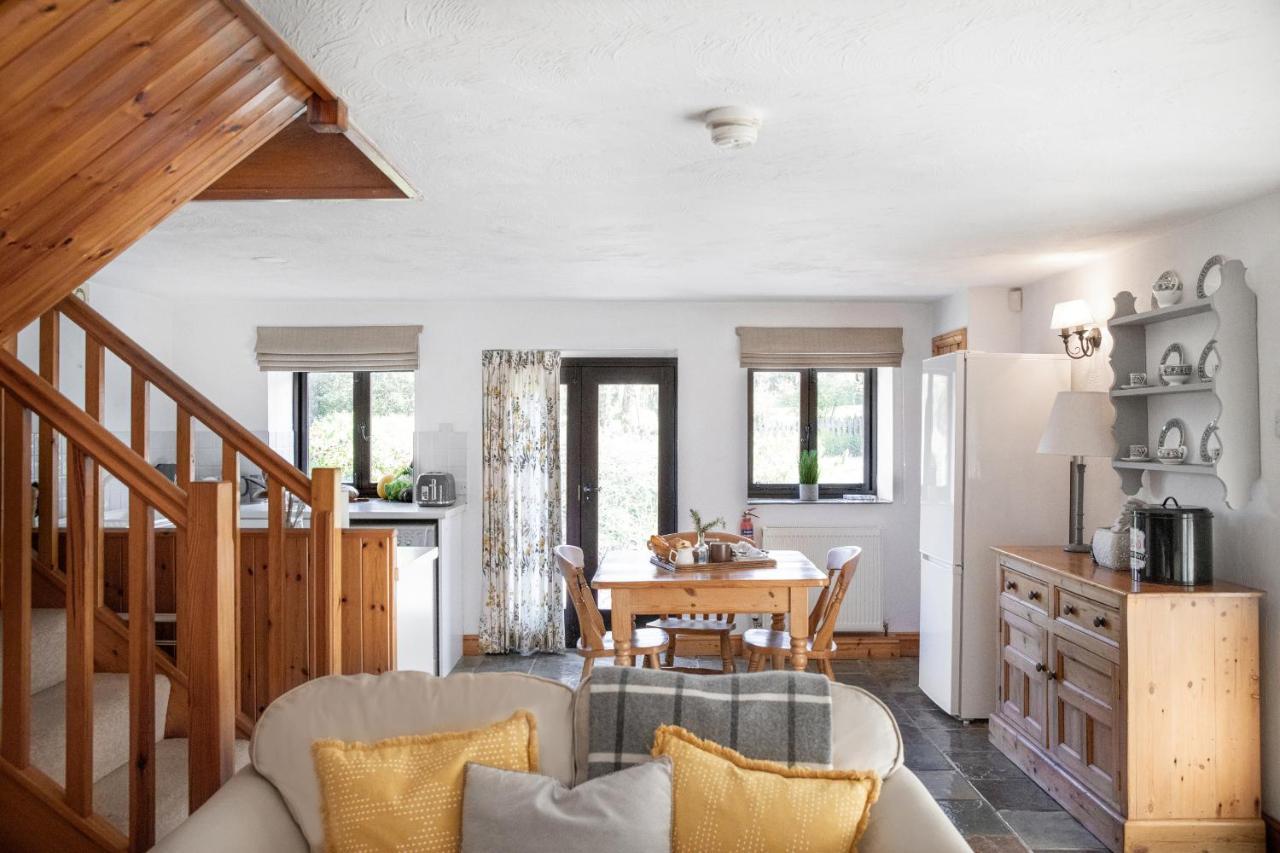 Downe Cottages Hartland Buitenkant foto