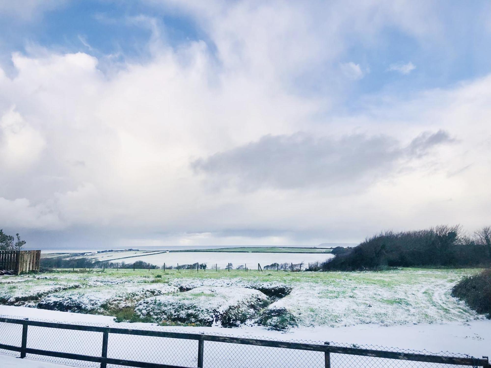Downe Cottages Hartland Kamer foto